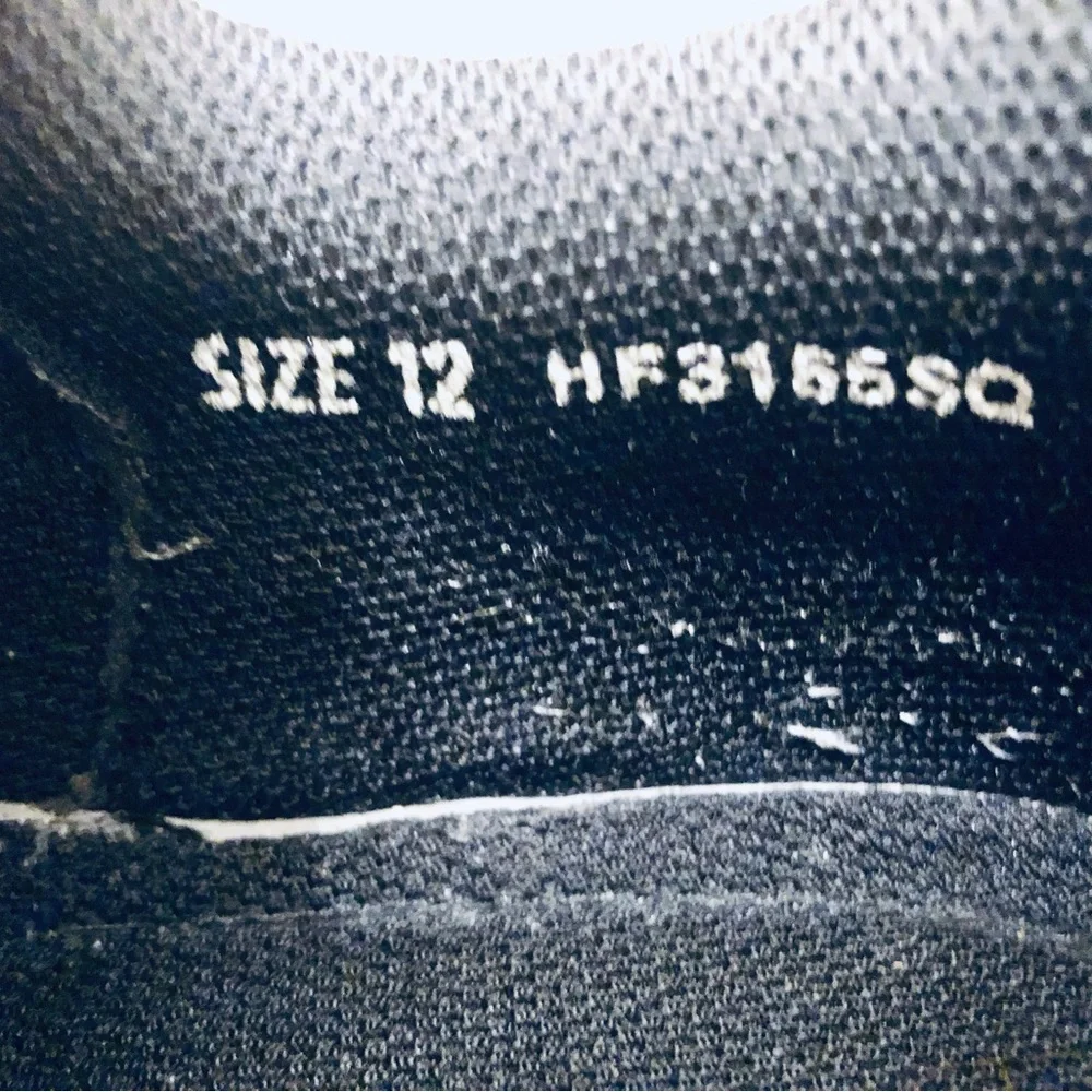 Nike Men’s Black Low-Top Sneakers with White Swoosh Field General 82 Size 12